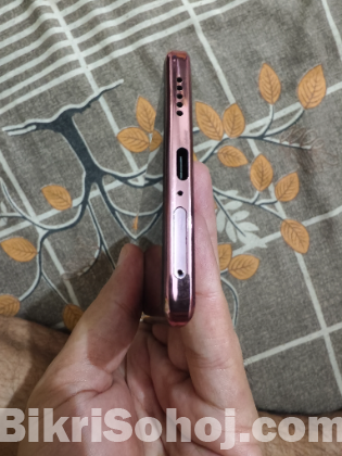 VIVO V29 (12+8GB/256 GB)